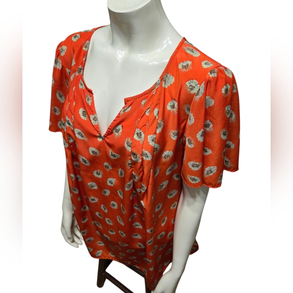 2X Red With Nature Pattern Ryan Wythe Top